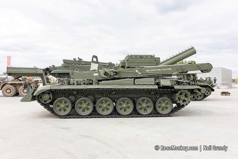 Xe tăng chủ chiến T-90 Việt Nam có trợ thủ siêu đặc biệt