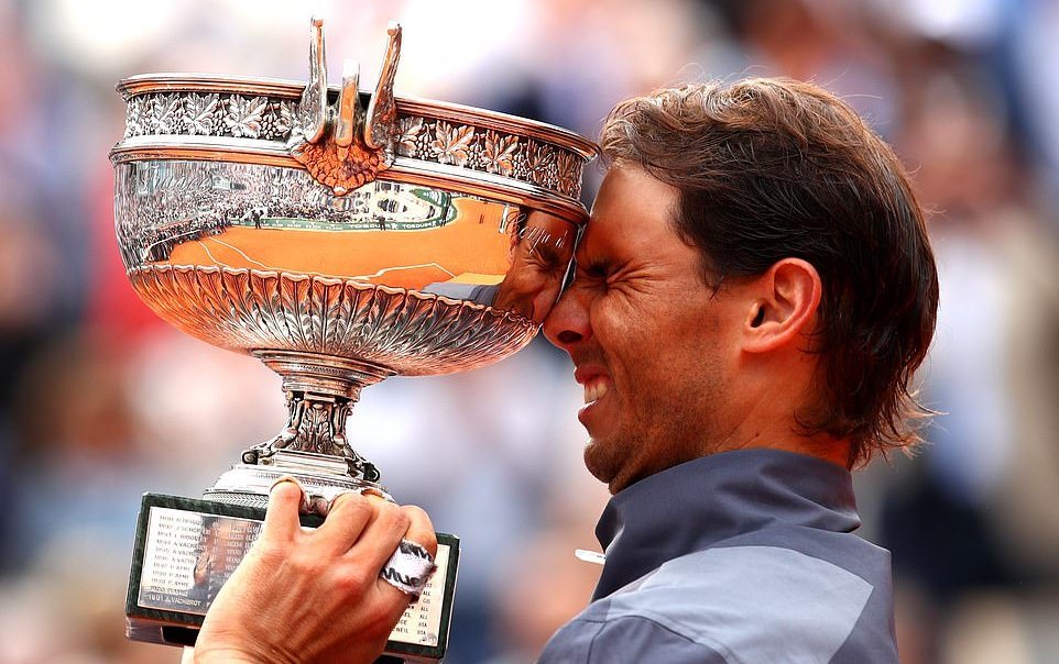 Vùi dập Thiem, Nadal lần thứ 12 vô địch Roland Garros