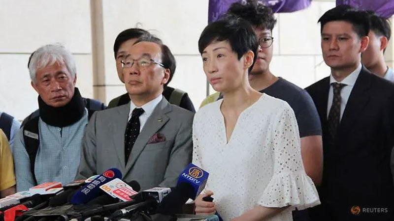 Nhà hoạt động 'dù vàng' Hong Kong lĩnh án treo