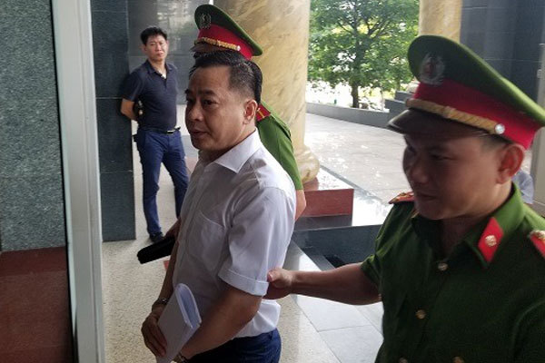 Phan Văn Anh Vũ và 'thầy phong thủy' bị đề nghị truy tố