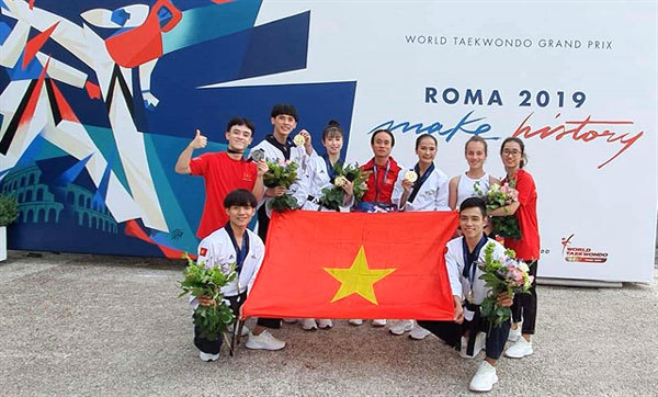 Taekwondo athletes bring medals home from Italy