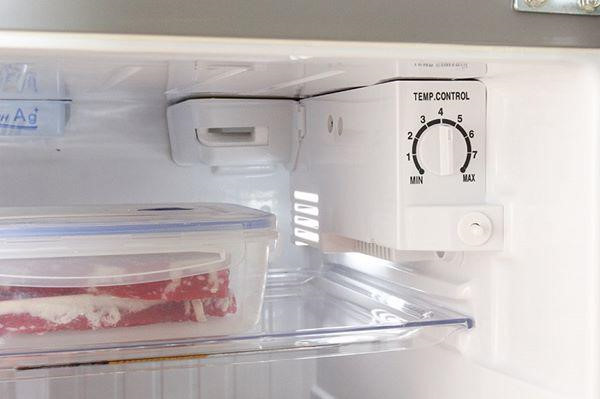 Cách chỉnh tủ lạnh để không còn hoa mắt với hóa đơn tiền điện
