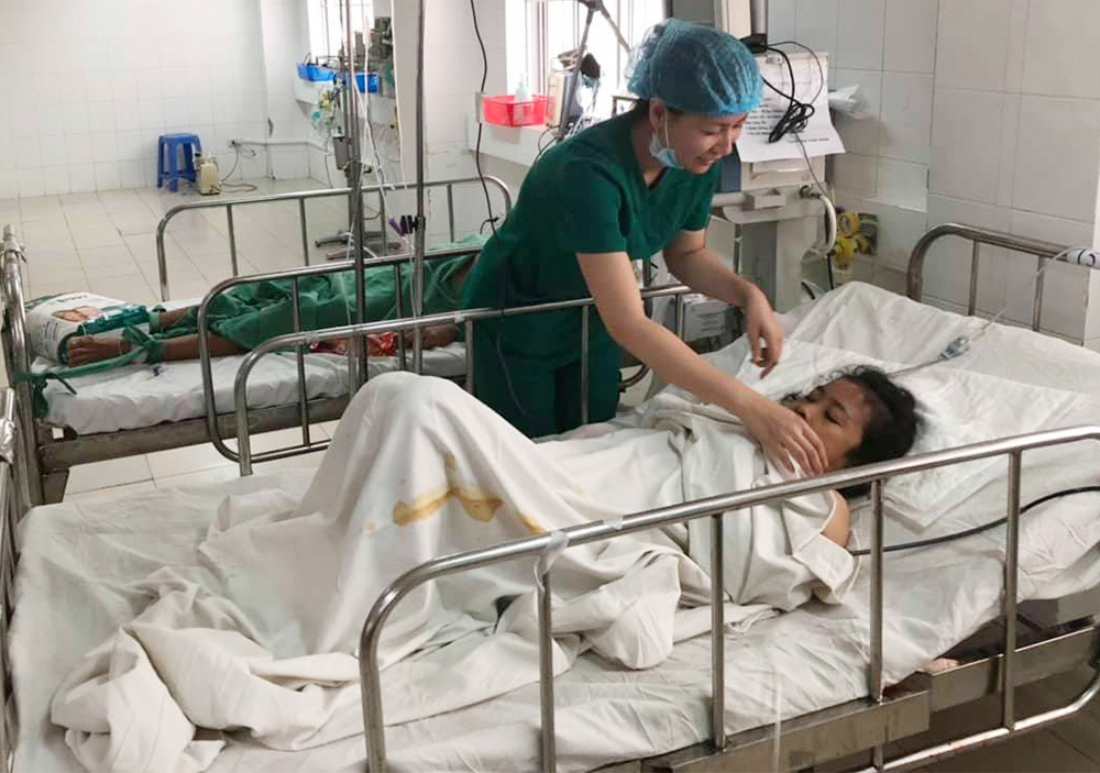 Nguy kịch sau 16 ngày sốt cao, cô gái nước ngoài sống sót khi sang Việt Nam