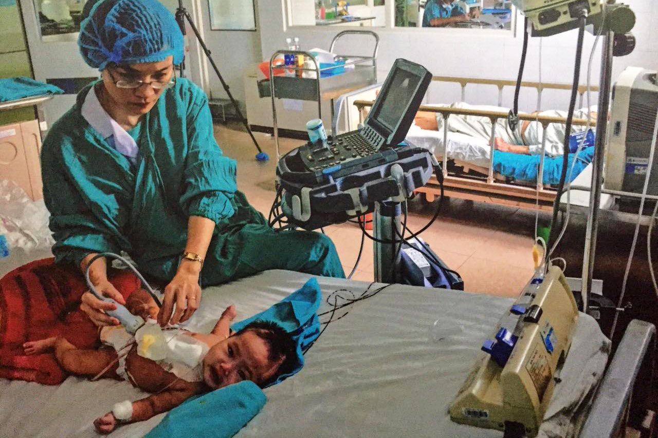 Bệnh viện TƯ Huế khám và mổ tim miễn phí cho bệnh nhân Hà Tĩnh