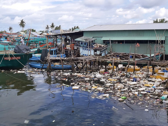 Vietnam's largest island Phu Quoc struggles to search for new dumping site