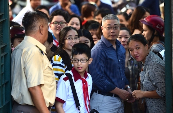 Hoãn nộp hồ sơ thi vào lớp 6 Trường THPT Chuyên Trần Đại Nghĩa