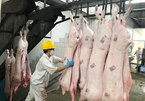 In HCM City, administration, sellers closely monitor pork for disease