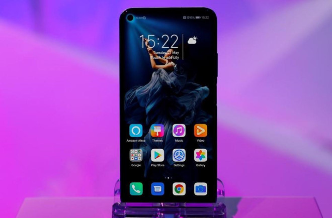 Sợ ế ẩm, Huawei giảm một nửa lô hàng smartphone