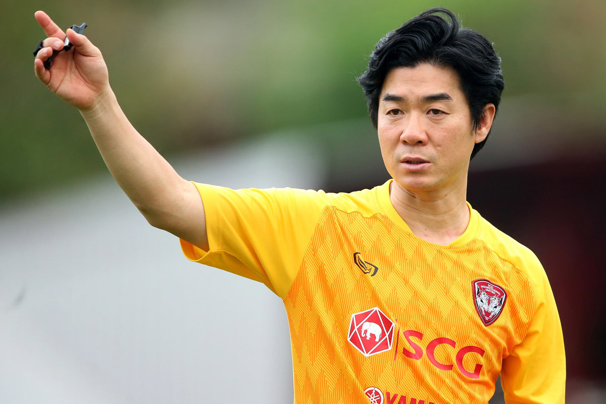 Lính thầy Park nộp đơn xin dẫn tuyển Thái Lan