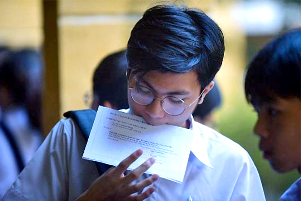 Hơn 8 điểm/môn mới trúng tuyển vào lớp 10 không chuyên ở TP.HCM