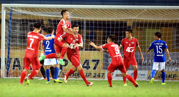 Viettel to offer free entry for supporters