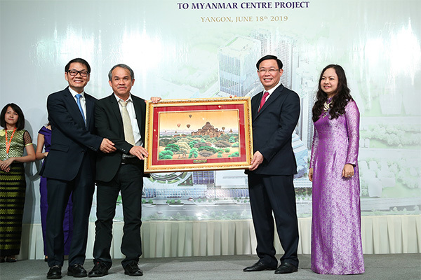 Phó Thủ tướng cổ vũ DN 'bền chí' gặt hái thành quả tại Myanmar