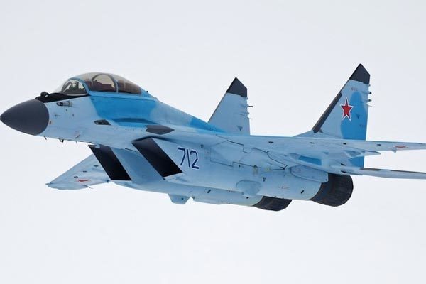 Cận cảnh bộ đôi tiêm kích MiG-35 tối tân của Không quân Nga