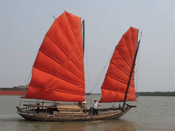 Archaeologist helps legacy of Vietnamese boats float on