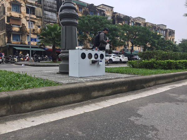 Street air filter created by student prevents fine dust pollution