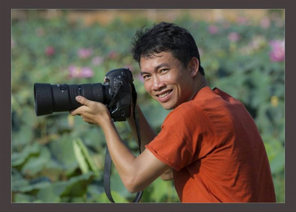 Photographer on a plastic waste mission