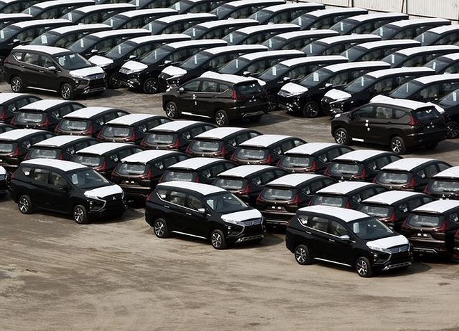 Cảnh báo nhập khẩu ô tô tăng kỷ lục hơn 500 trong 6 tháng đầu