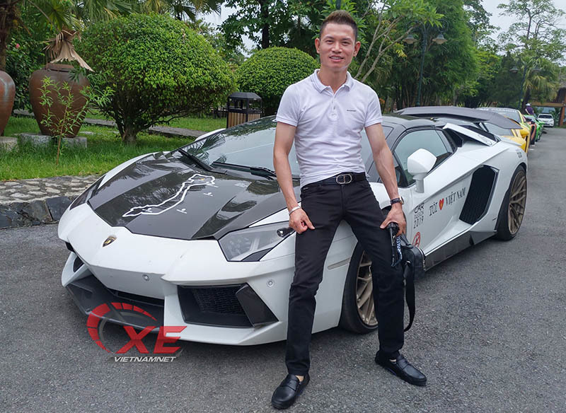 Đẳng cấp chơi siêu xe Lamborghini đáng nể của đại gia Tùng 