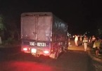 Xe máy đối đầu trực diện xe tải ở Quảng Trị, 2 anh em thiệt mạng