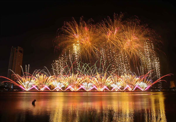 England and Finland to display in final of Da Nang fireworks fest