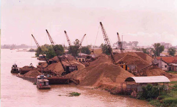 Illegal sand mining should be criminal violation: official