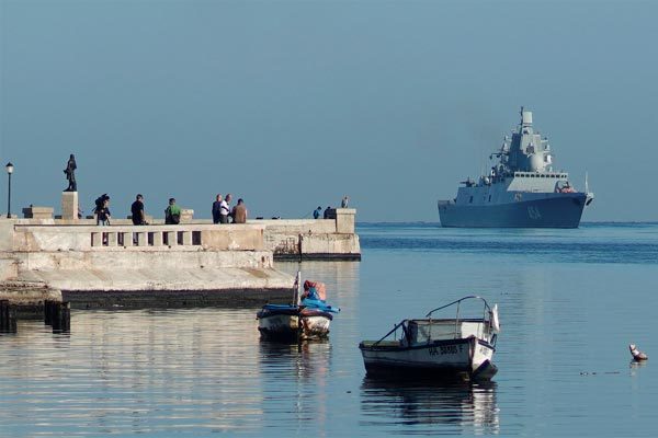Tàu chiến Nga đến Cuba, Mỹ đứng ngồi không yên