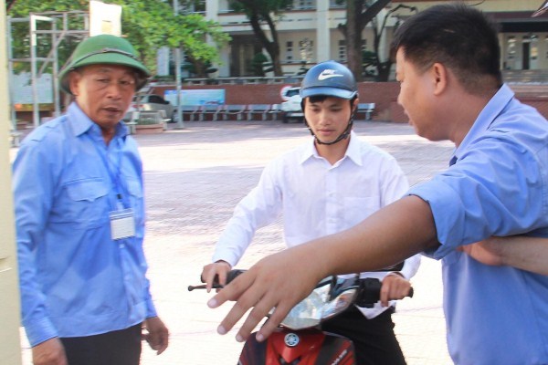 Nam sinh Quảng Ninh hốt hoảng vì tới nhầm điểm thi