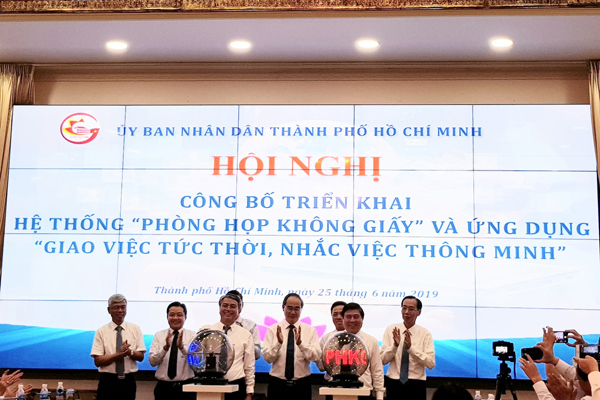 TP.HCM  triển khai mô hình ‘phòng họp không giấy’