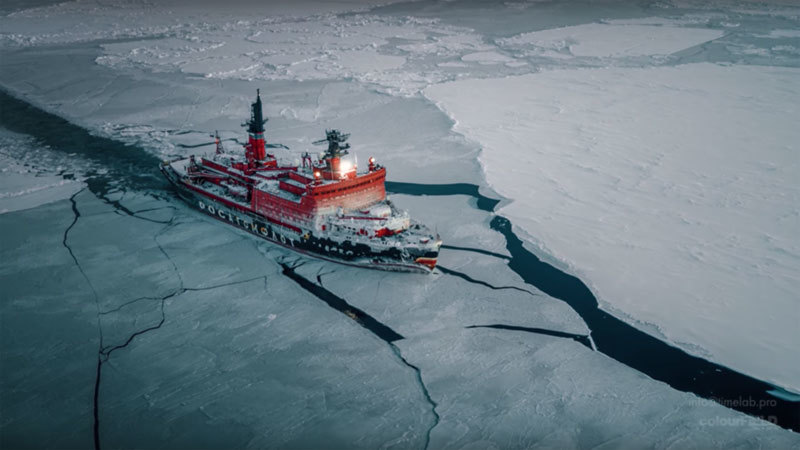 Xem tàu phá băng hạt nhân Nga chinh phục Bắc Cực