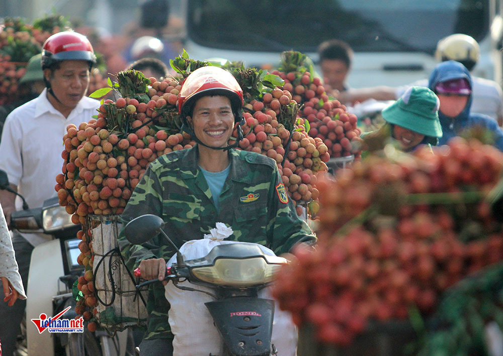 Một vụ thu 7.000 tỷ, ôm tiền gửi ngân hàng, mua đất, tậu ô tô