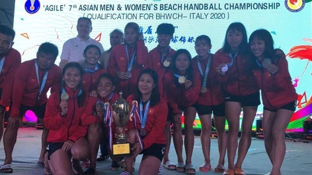 Vietnam win silver at Asian women’s beach handball champs