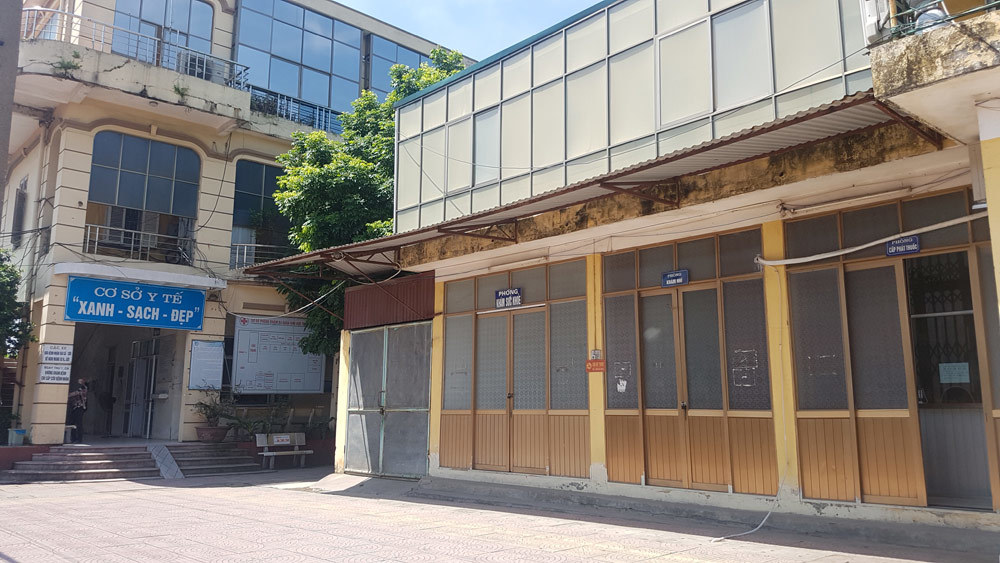 Bác sĩ bỏ việc, đơn tố cáo tới tấp về Trung tâm Y tế huyện Gia Lâm