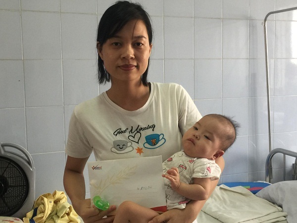 Bé Nguyễn Diệu Linh đã được xuất viện về nhà sau khi phẫu thuật tim thành công