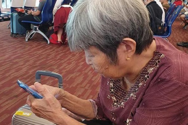 Khi cụ bà 76 tuổi ‘trốn’ đi du lịch Thái Lan