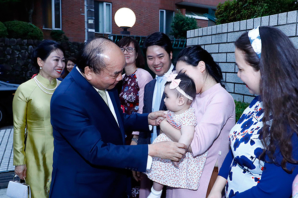Thủ tướng thăm bà con kiều bào tại Nhật Bản
