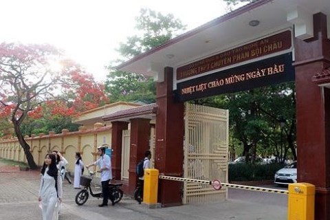 Sau phúc khảo, thí sinh thi lớp 10 ở Nghệ An thay đổi điểm Toán từ 1 lên 6