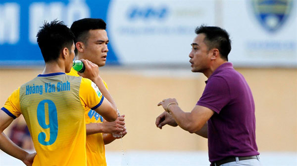 Thang resigns as coach of Thanh Hoa FC