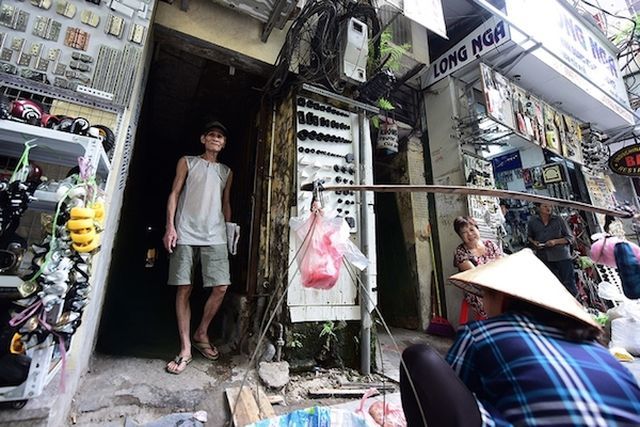 Hanoi's Old Quarter relocation project restarted
