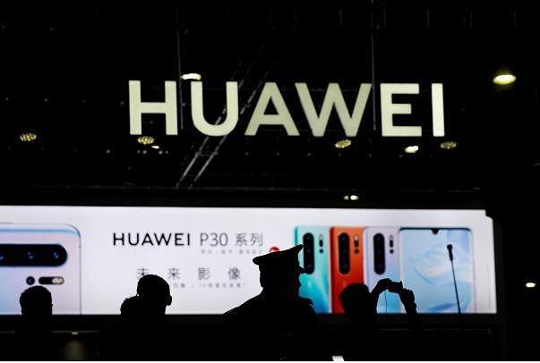 Huawei phải chờ 'hướng dẫn' của Mỹ mới được tiếp tục dùng Android