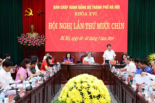 Sẽ kiểm điểm Ban Thường vụ Thành uỷ Hà Nội liên quan vi phạm ở Ba Vì