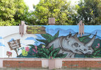 Artists paint murals to advocate for wildlife conservation