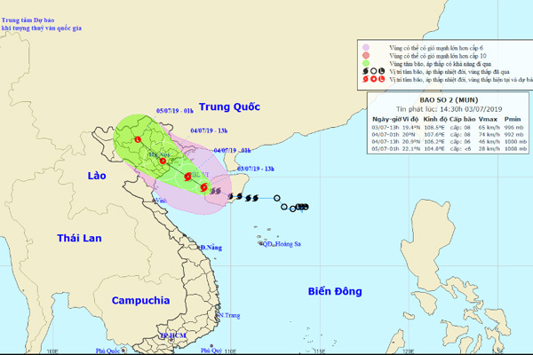 Tâm bão số 2 cách Bạch Long Vĩ 130km