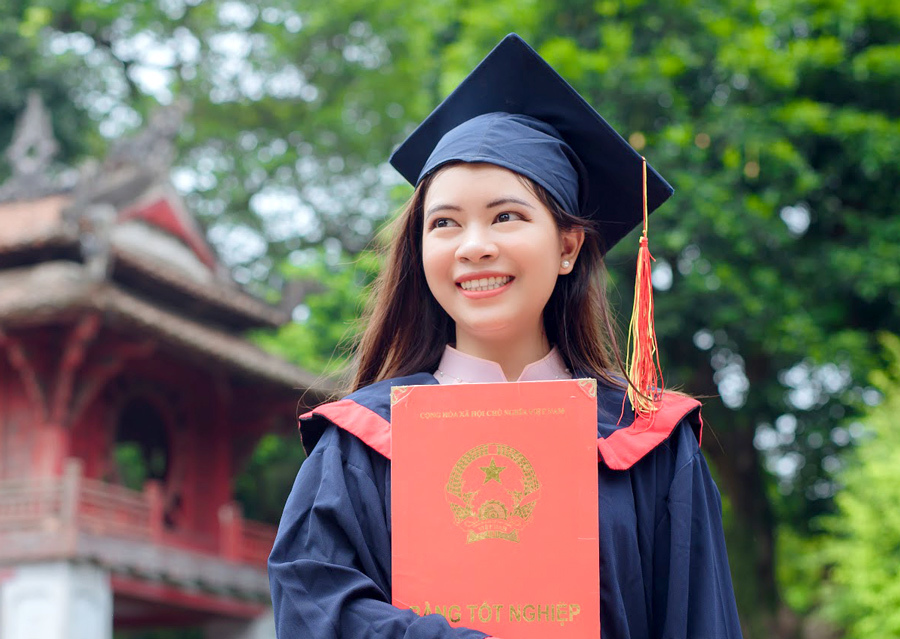 Nữ sinh Thái Lan tốt nghiệp thủ khoa Trường ĐH KHXH&NV Hà Nội
