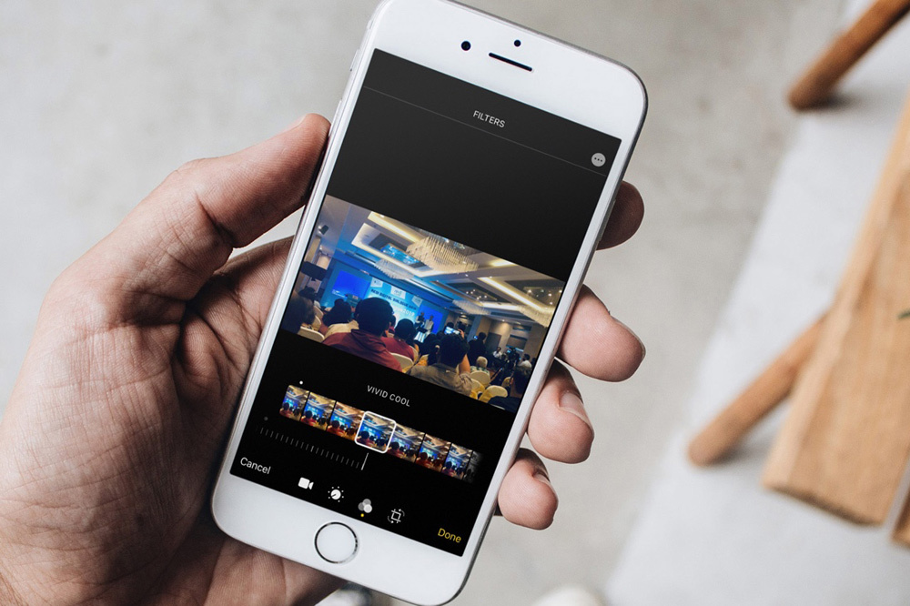 Điều gì làm nên sự khác biệt cho iOS 13 Video Color Filters Background? Đó là những bộ lọc màu ấn tượng và đầy màu sắc, giúp cho hình ảnh của bạn thêm phần sống động và bắt mắt hơn bao giờ hết!