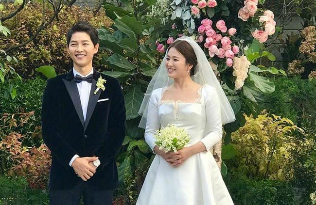 Bố Song Joong Ki: 'Ly hôn vì tôi và con trai còn nhiều thiếu sót'