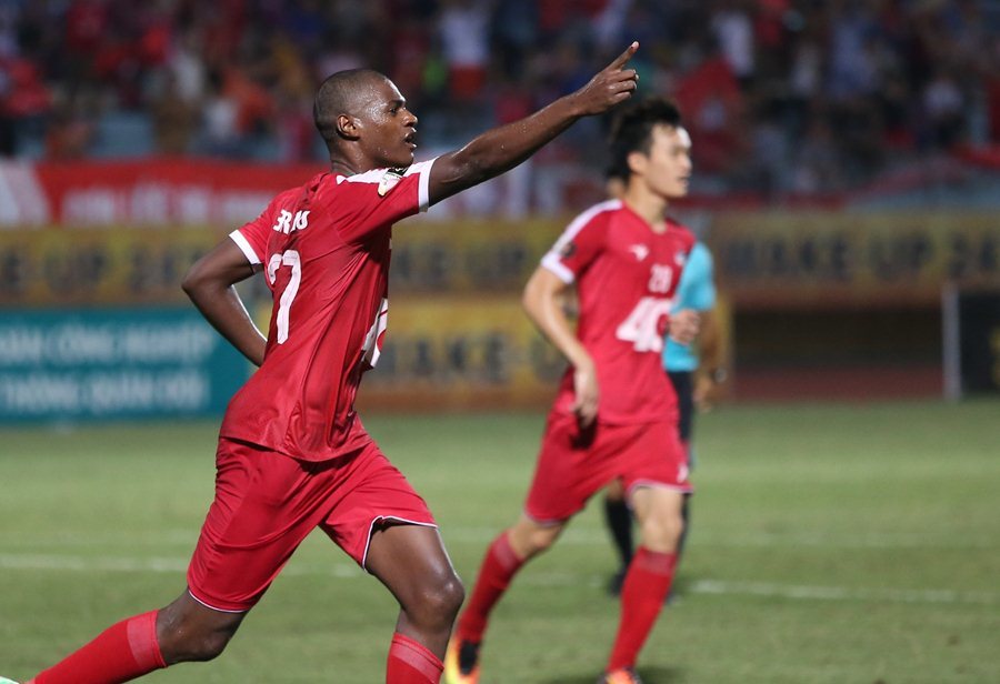 TPHCM thua Viettel, cơ hội để Hà Nội FC bứt lên