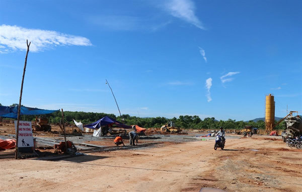 Quang Ngai tells investor to complete waste treatment plant by late September