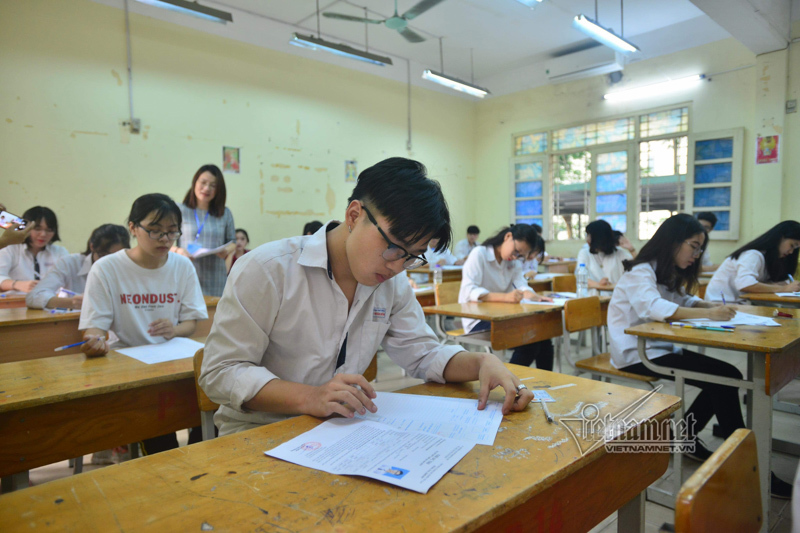 Kiến nghị hạn chế xét tuyển đại học bằng học bạ
