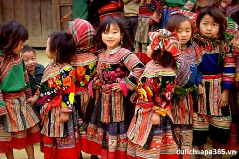 Costumes of Mong women in Ha Giang