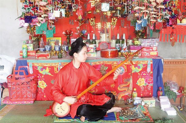 Young girl follows family tradition to become a shaman